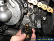 Вытаскиваем датчик скоростей